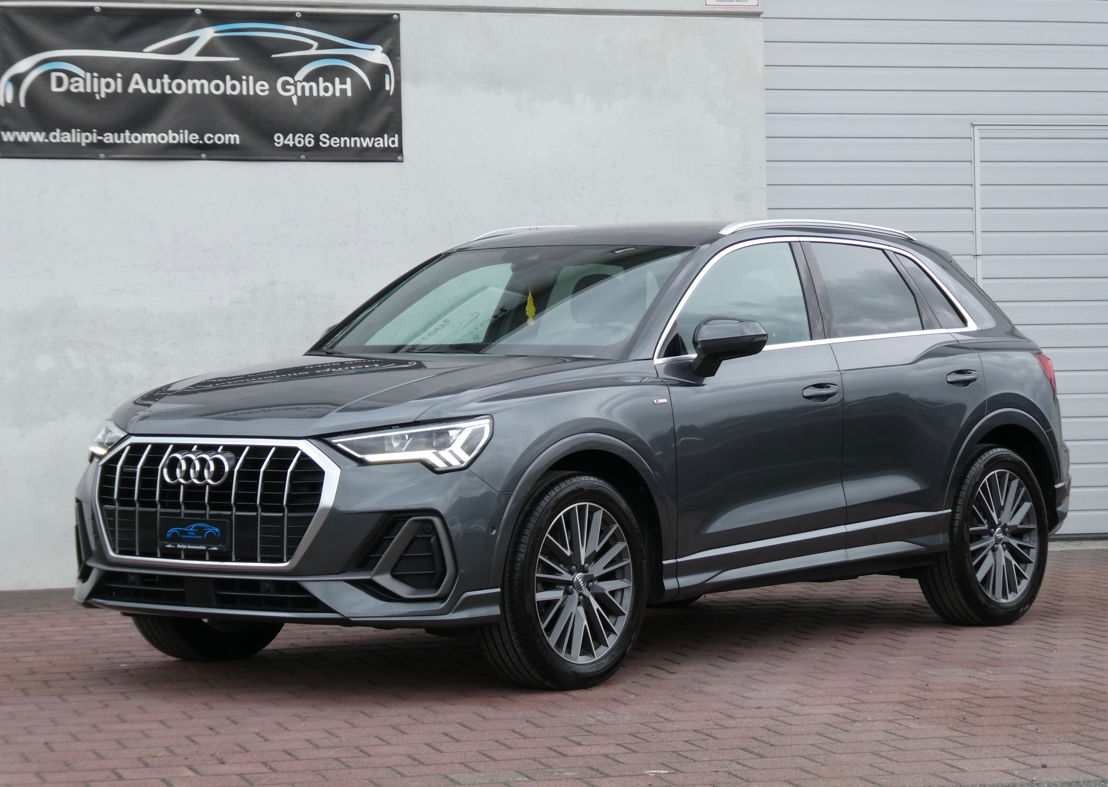 Audi Q3 40 TDI S line quattro S-tronic (CH)